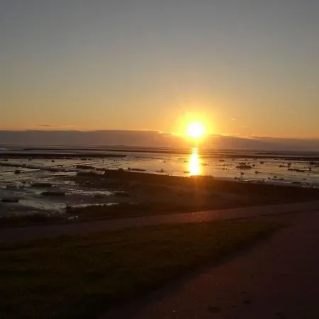 Апартаменты Holiday Oystercatcher *